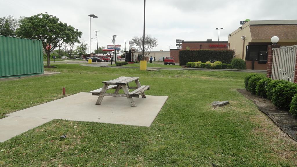 Studio 6 Waco Downtown Baylor Luaran gambar